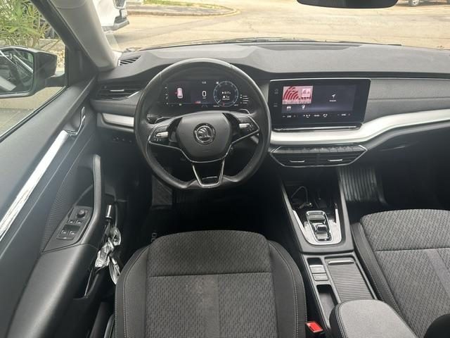 2023 Škoda Octavia — fotografija 13