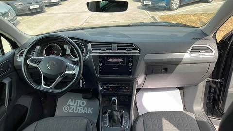 2022 Volkswagen Tiguan — sličica 11