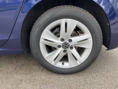 2024 Volkswagen Golf — sličica 15