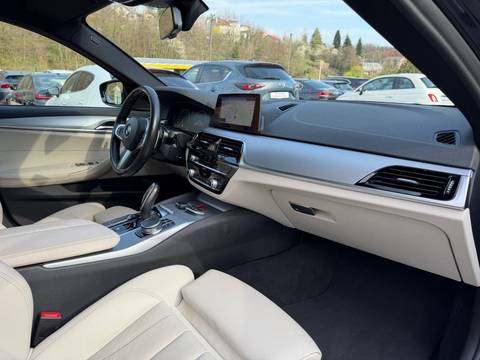 2018 BMW Serija 5 — sličica 5
