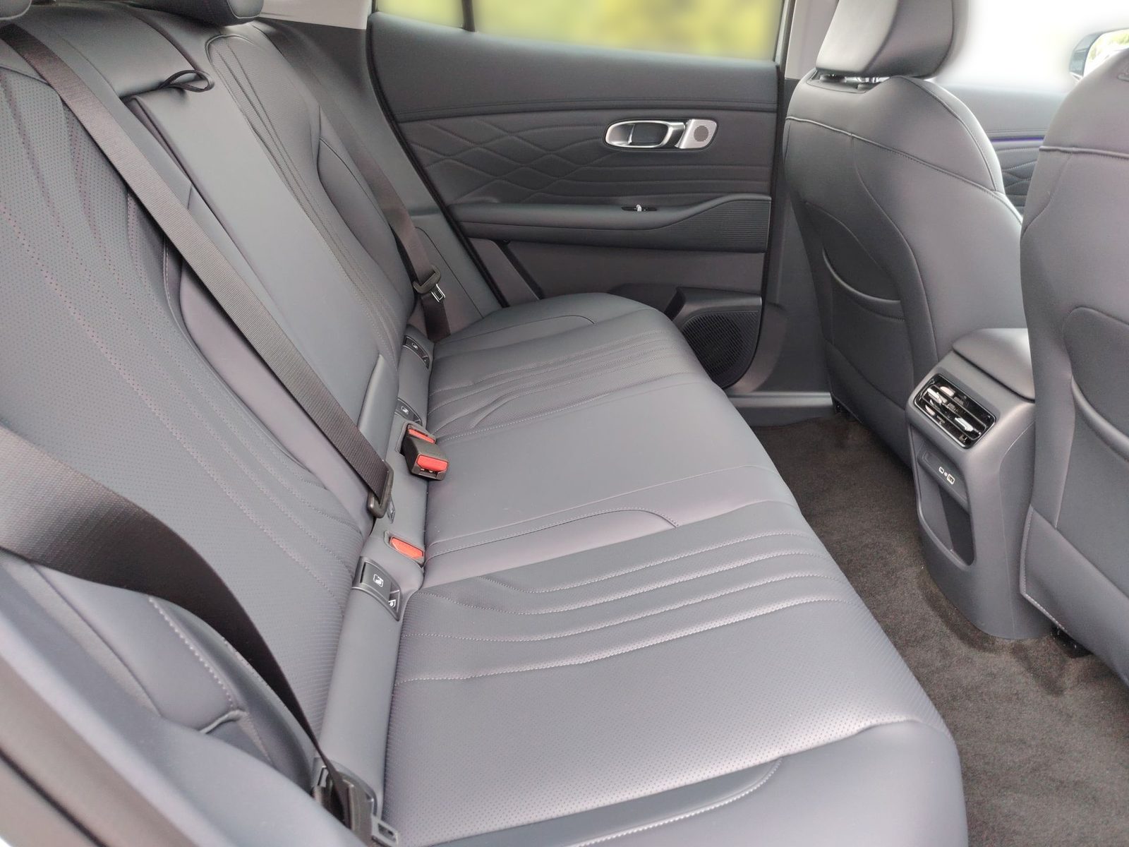 2026 Geely Starray EM-i — fotografija 19