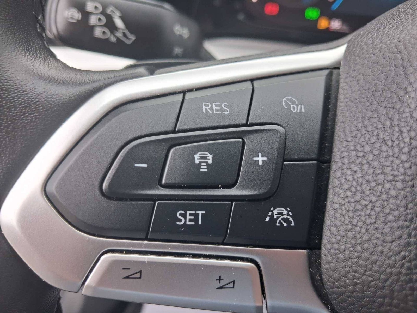 2023 Volkswagen Golf — fotografija 25