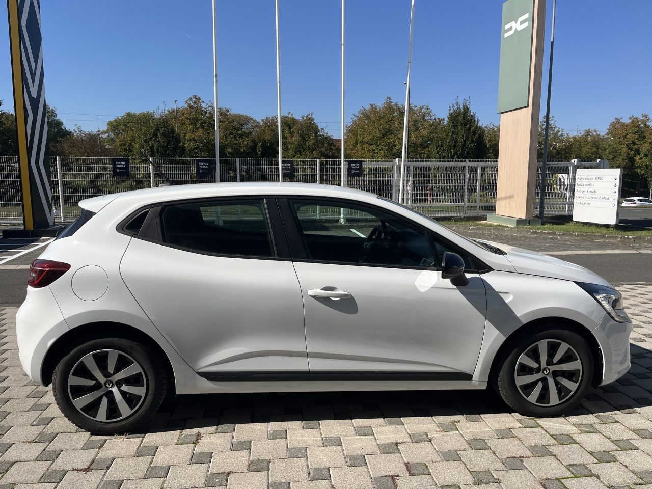 2023 Renault Clio V — fotografija 4