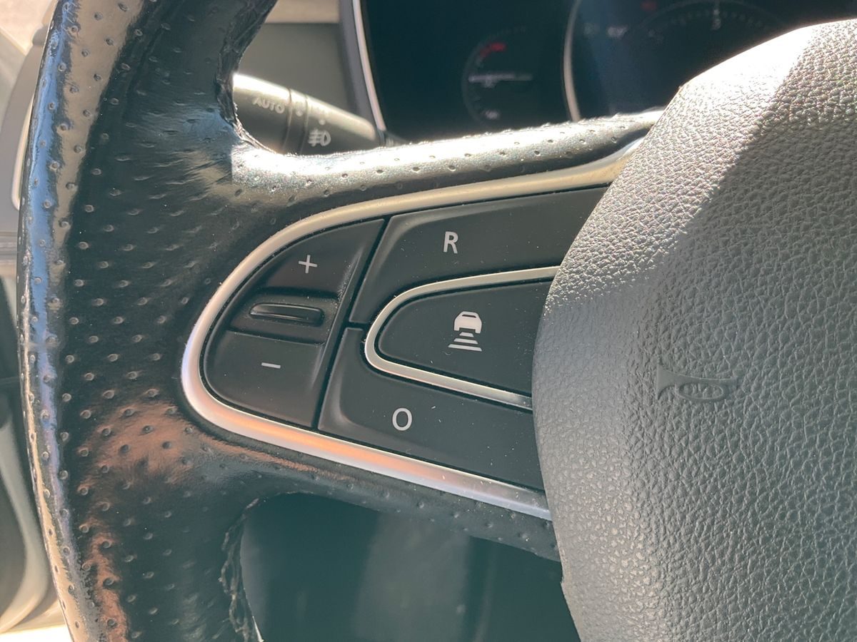 2017 Renault Talisman Grandtour — fotografija 22