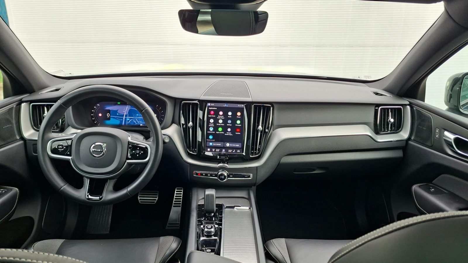 2022 Volvo XC60 — fotografija 10