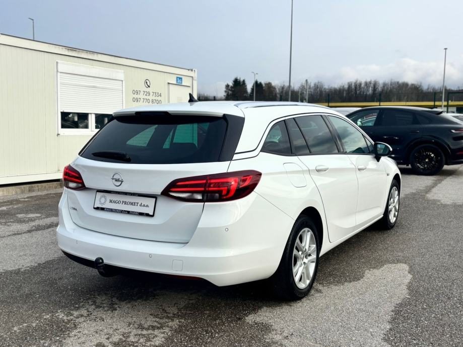 2020 Opel Astra — fotografija 5