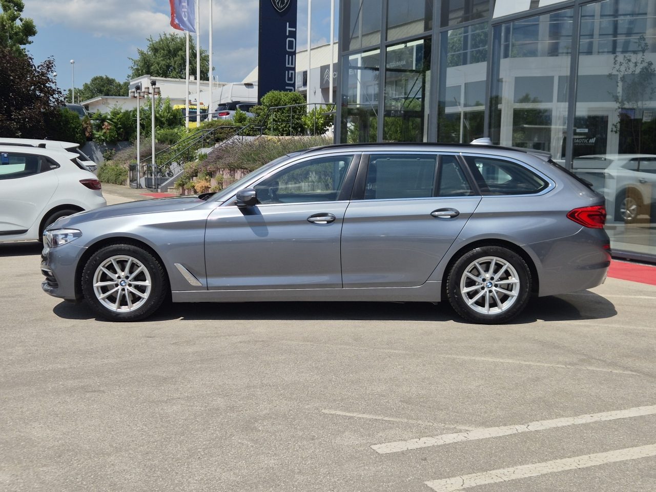 2017 BMW Serija 5 — fotografija 8