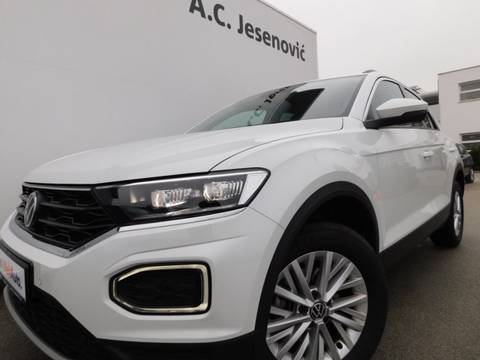 2022 Volkswagen T-Roc — sličica 7