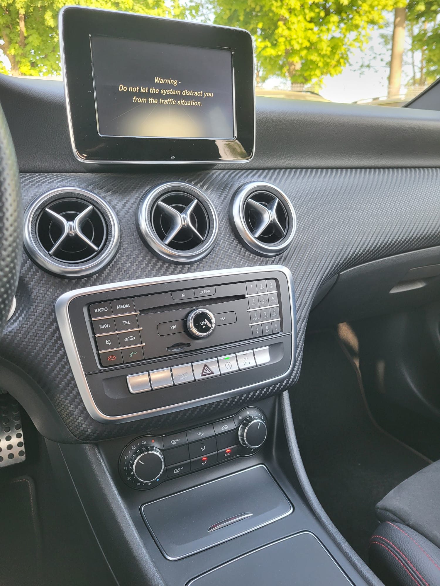 2018 Mercedes-Benz A-klasa AMG Line — fotografija 16
