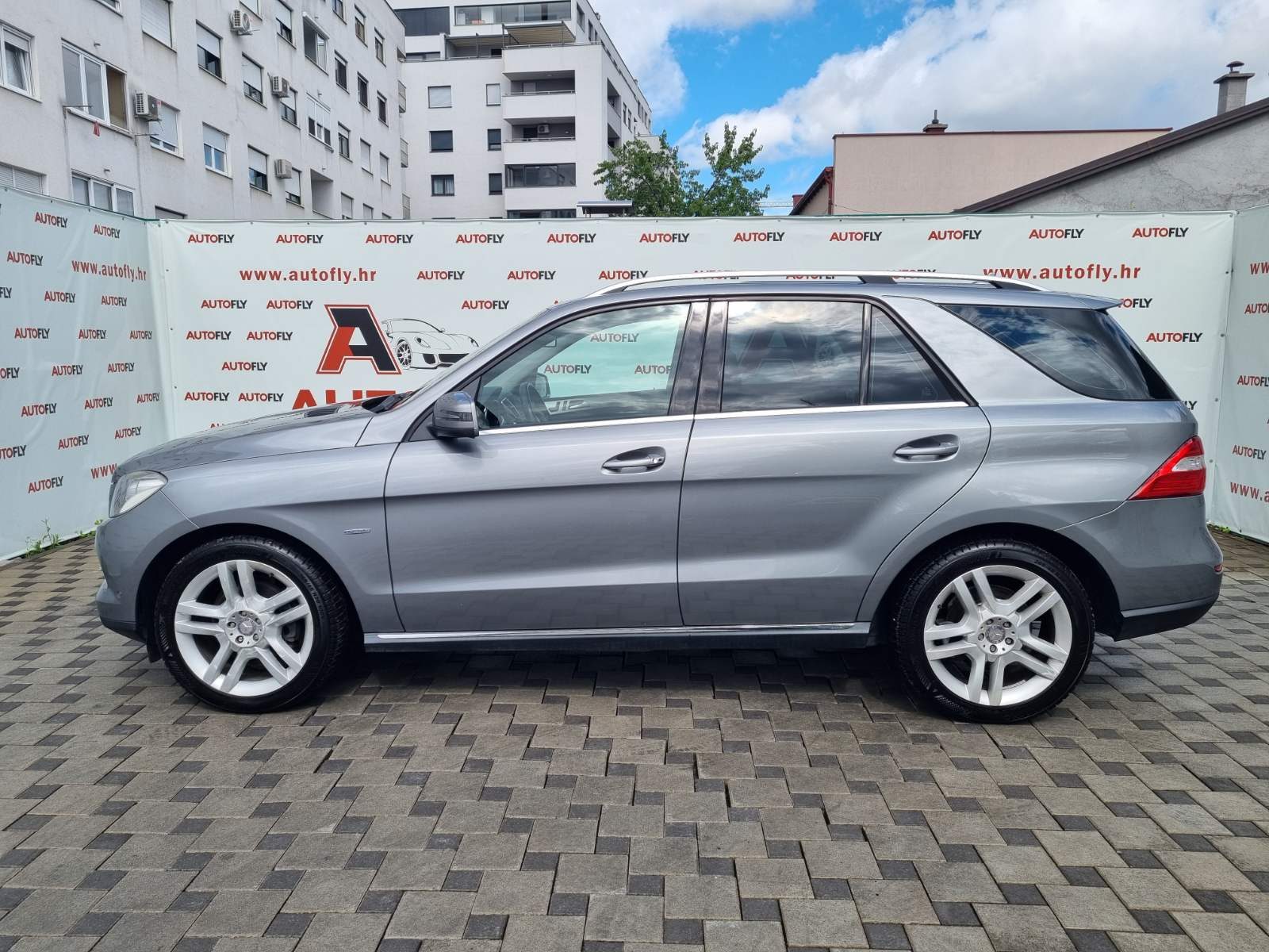 2012 Mercedes-Benz M-klasa — fotografija 4