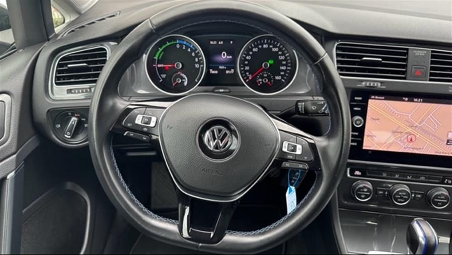 2019 Volkswagen Golf — fotografija 12