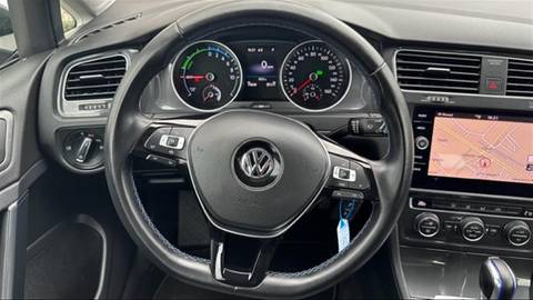 2019 Volkswagen Golf — sličica 12