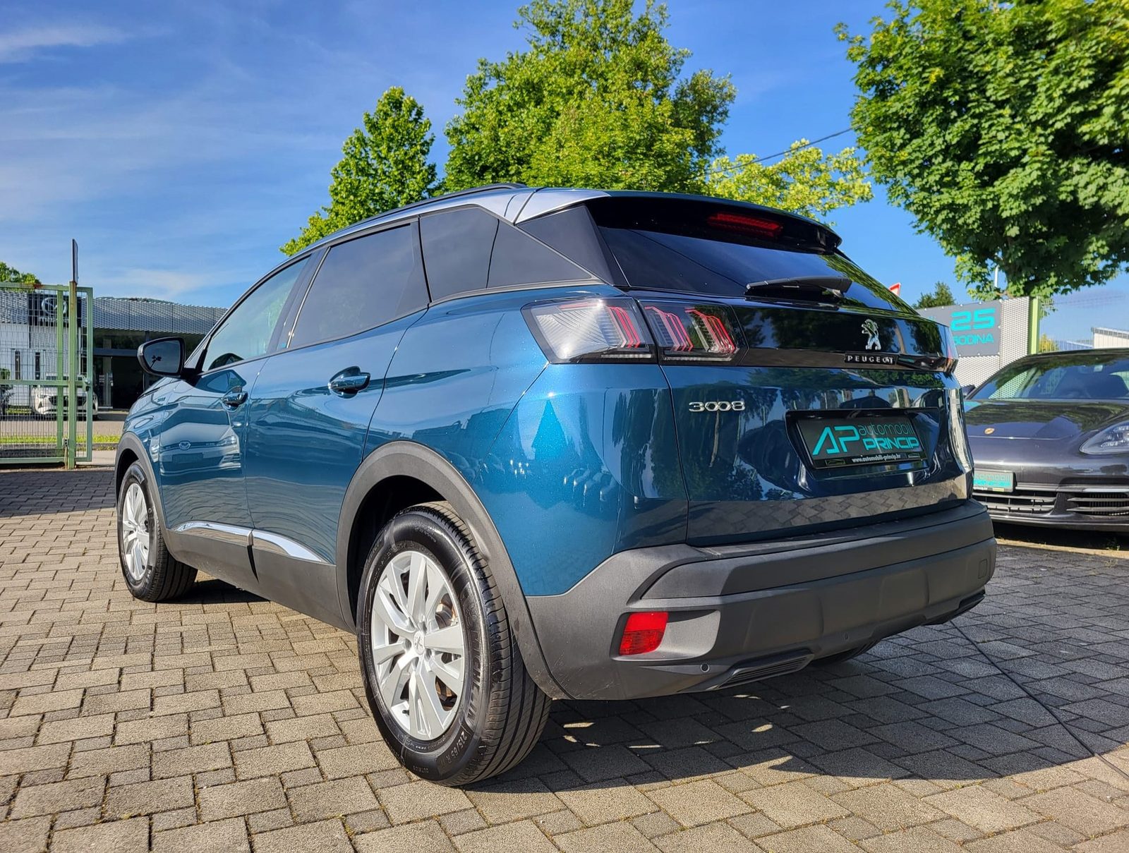 2022 Peugeot 3008 — fotografija 4