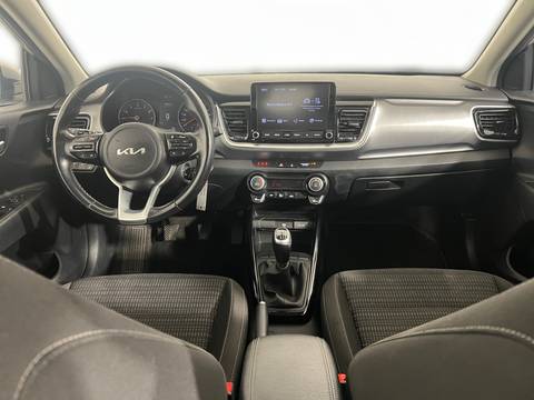 2022 Kia Stonic — sličica 19