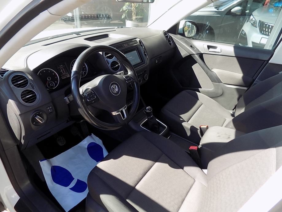 2016 Volkswagen Tiguan — fotografija 13