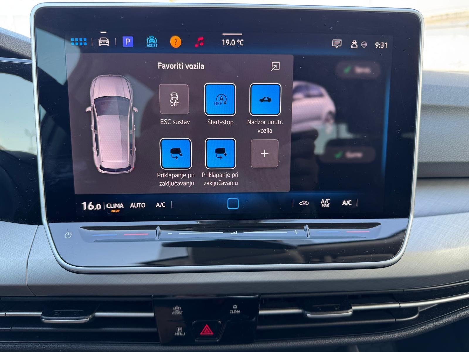 2025 Volkswagen Golf — fotografija 20