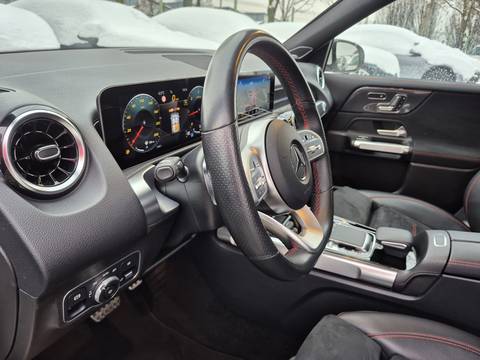 Mercedes-Benz GLB — sličica 15