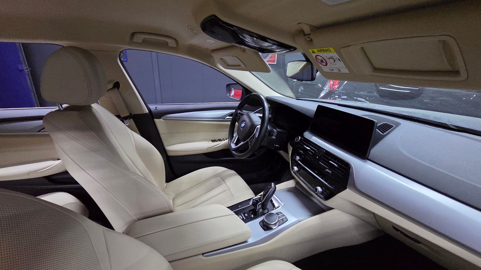 2024 BMW Serija 5 — fotografija 19