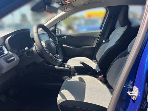 2025 Renault Clio — sličica 11
