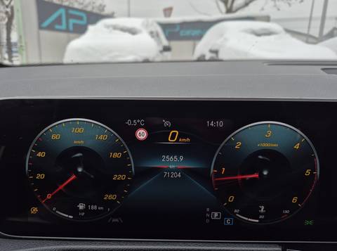 Mercedes-Benz GLB — sličica 29