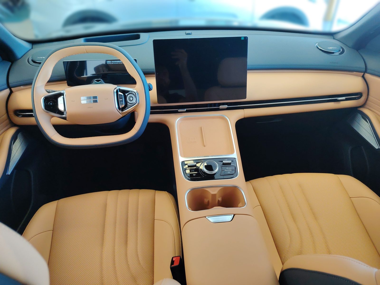 2026 Geely Starray EM-i — fotografija 15