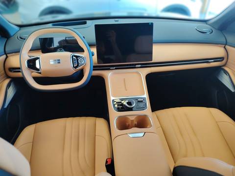 2026 Geely Starray EM-i — sličica 15