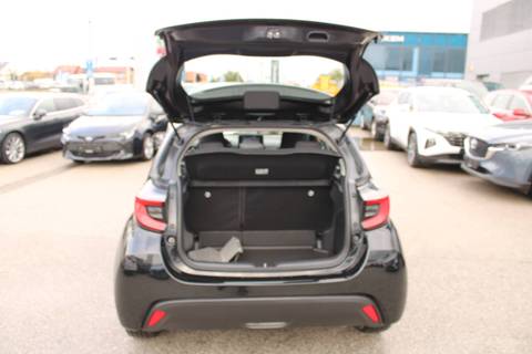 2024 Toyota Yaris — sličica 10