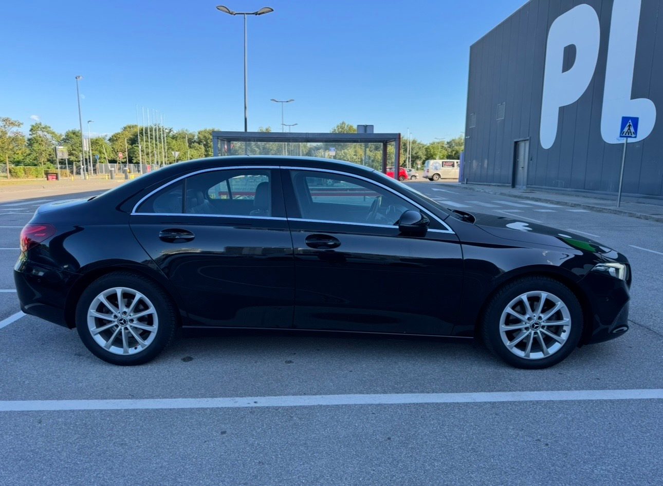 2020 Mercedes-Benz A-klasa — fotografija 4