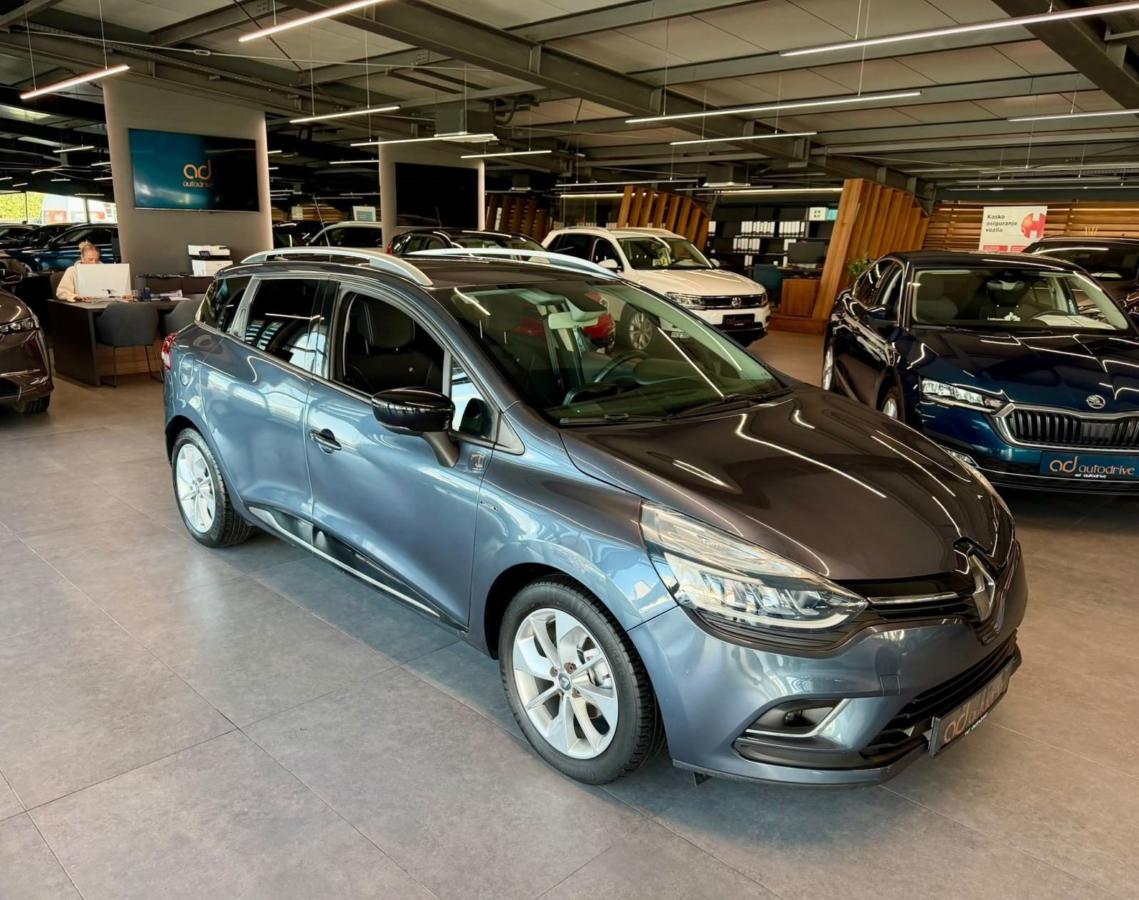 2017 Renault Clio Grandtour — fotografija 5