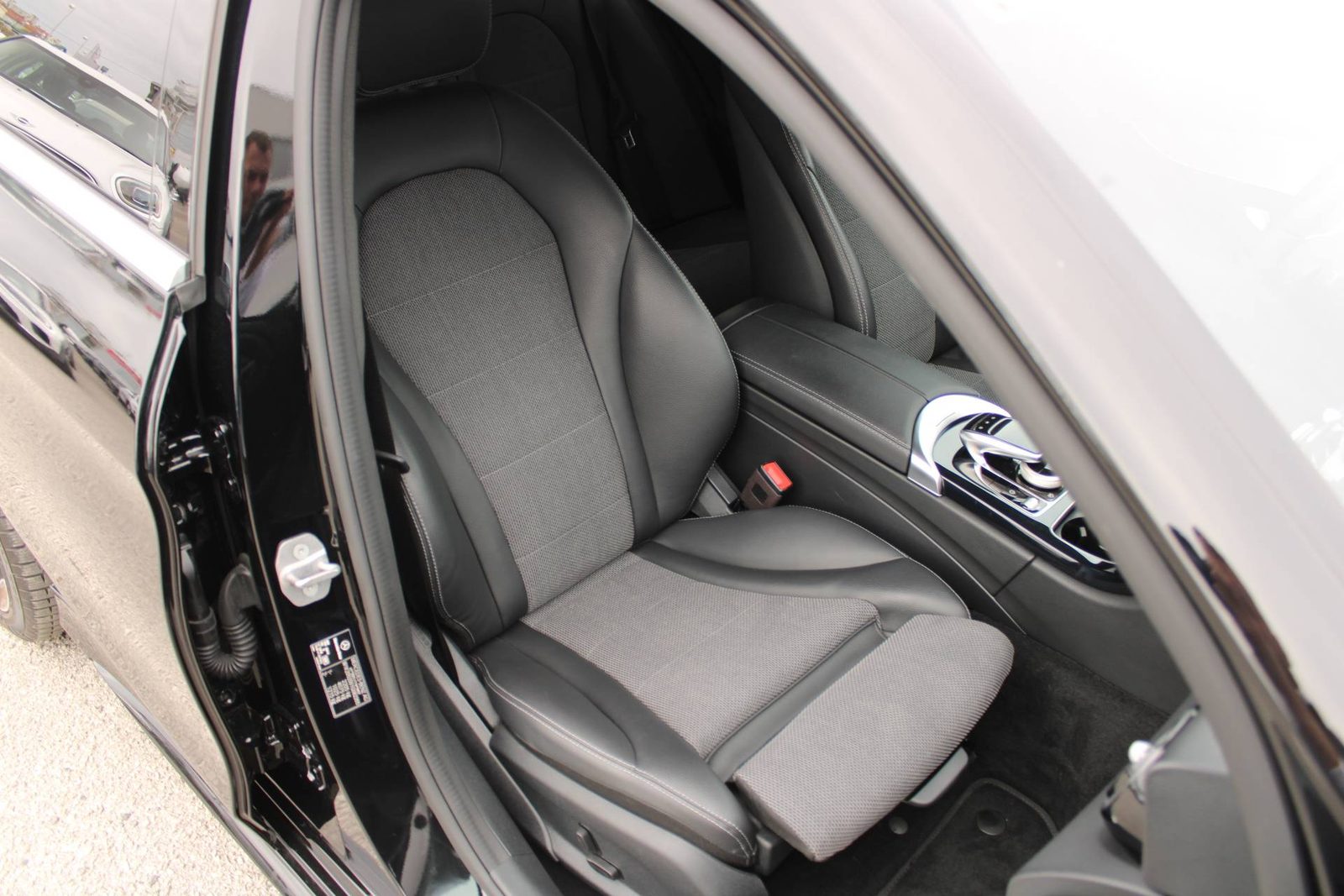 2021 Mercedes-Benz C-klasa — fotografija 12