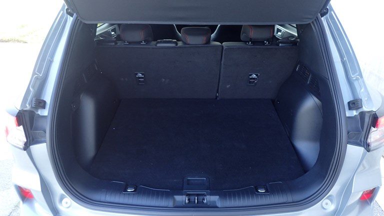 2025 Ford Kuga — fotografija 19