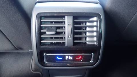 2022 Volkswagen Passat — sličica 20