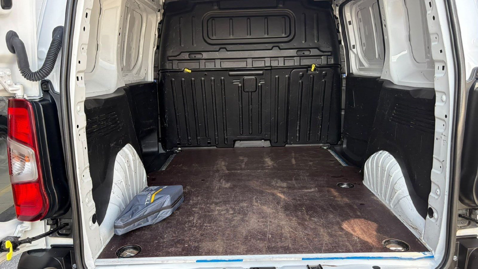 2023 Opel Combo van — fotografija 11