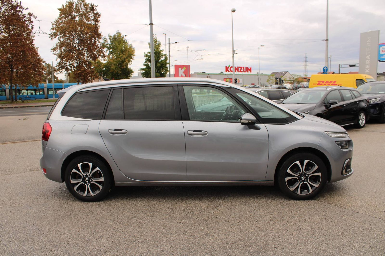 2020 Citroën C4 Spacetourer — fotografija 4