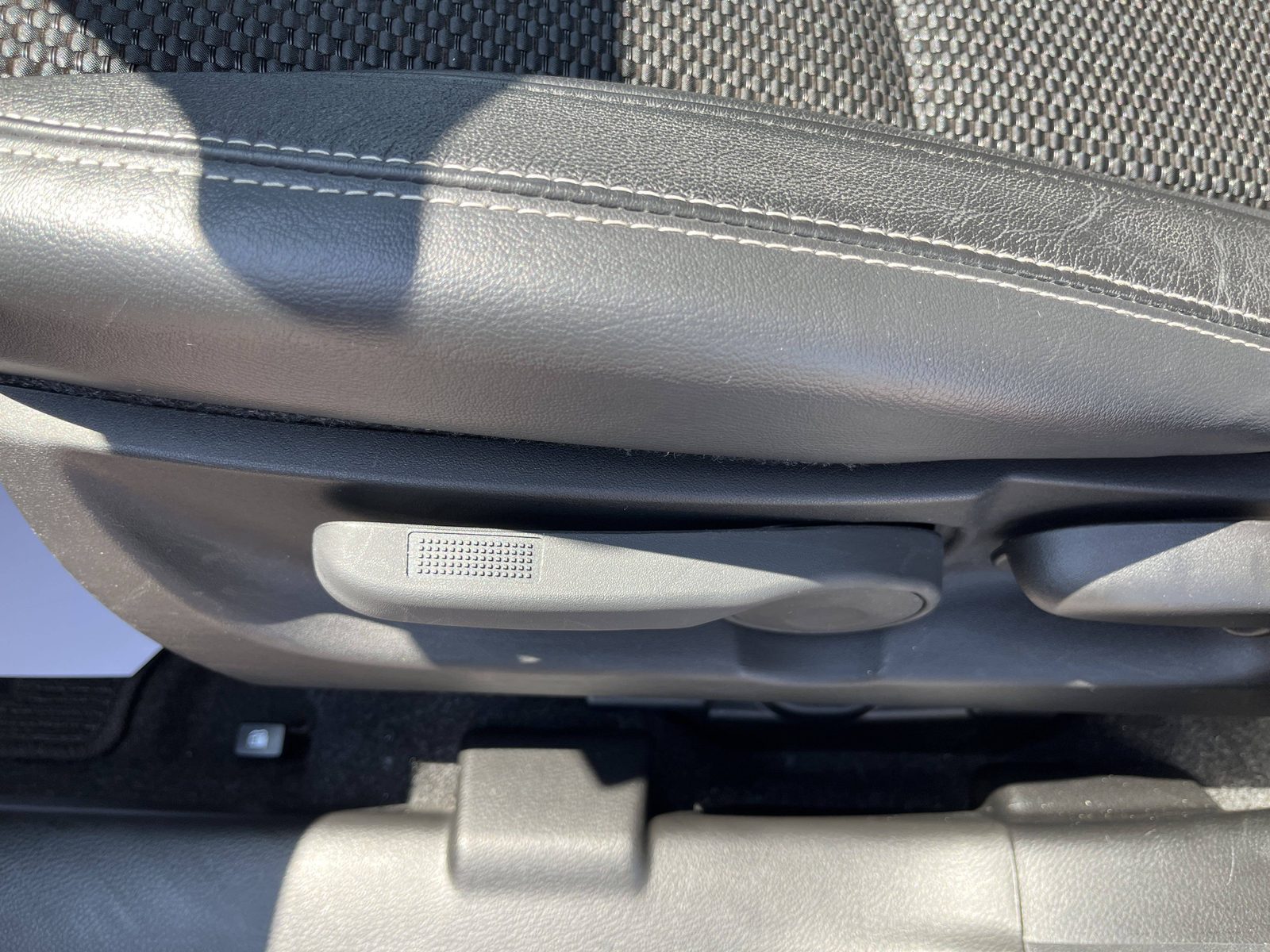 2023 Suzuki S-Cross — fotografija 30