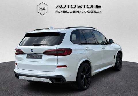 2021 BMW X5 M Sport — sličica 10