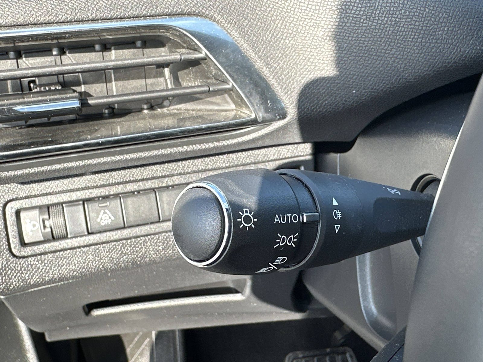 2023 Peugeot 3008 — fotografija 29