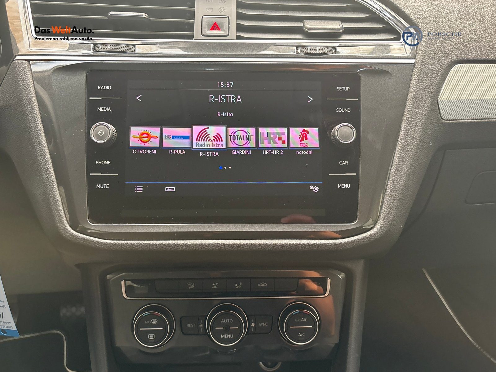 2017 Volkswagen Tiguan — fotografija 16
