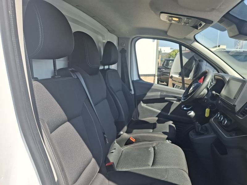 2022 Renault Trafic — fotografija 13