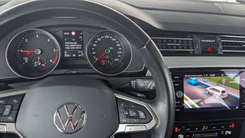 2022 Volkswagen Passat — sličica 26