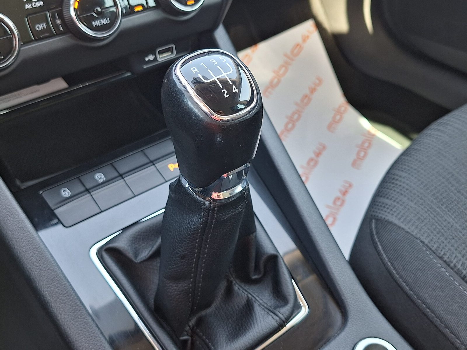 2019 Škoda Octavia Combi — fotografija 11