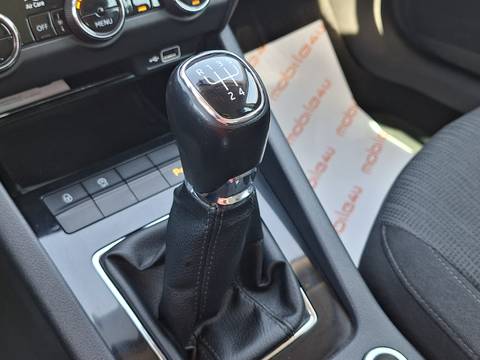 2019 Škoda Octavia Combi — sličica 11
