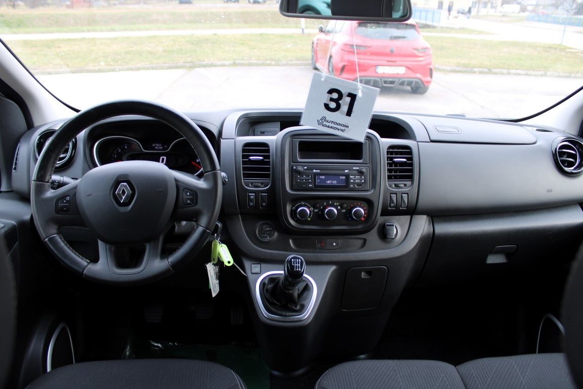 2020 Renault Trafic — fotografija 13