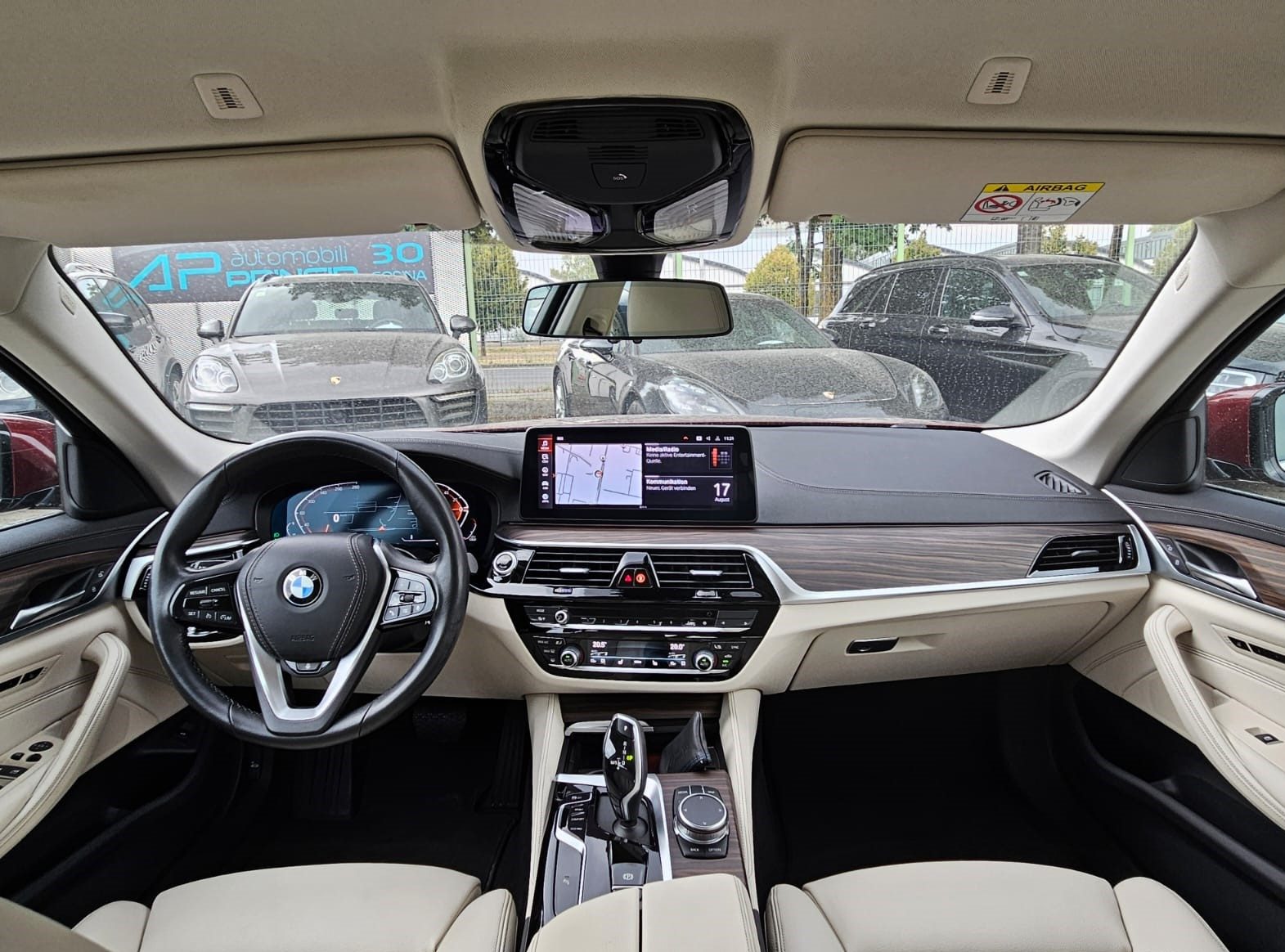 2023 BMW Serija 5 — fotografija 16