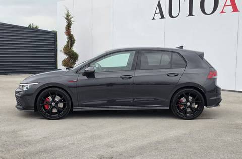 2024 Volkswagen Golf — sličica 2