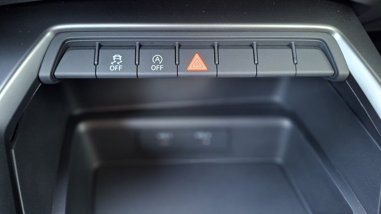 2020 Audi A3 — fotografija 12