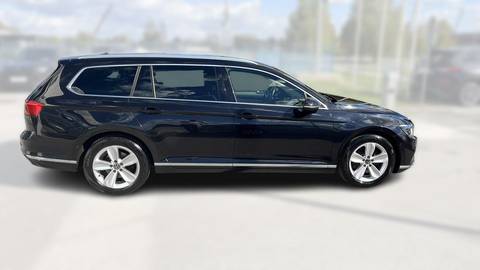 2023 Volkswagen Passat Variant — sličica 8
