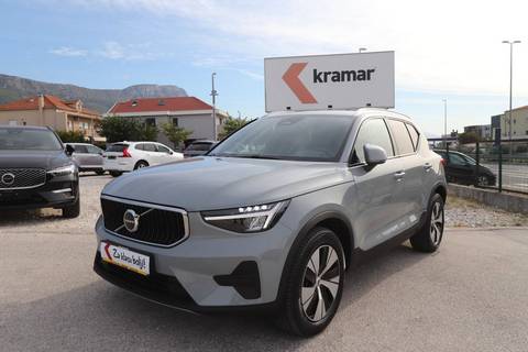 2026 Volvo XC40