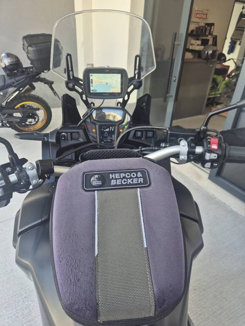 2017 Honda Africa Twin — sličica 10