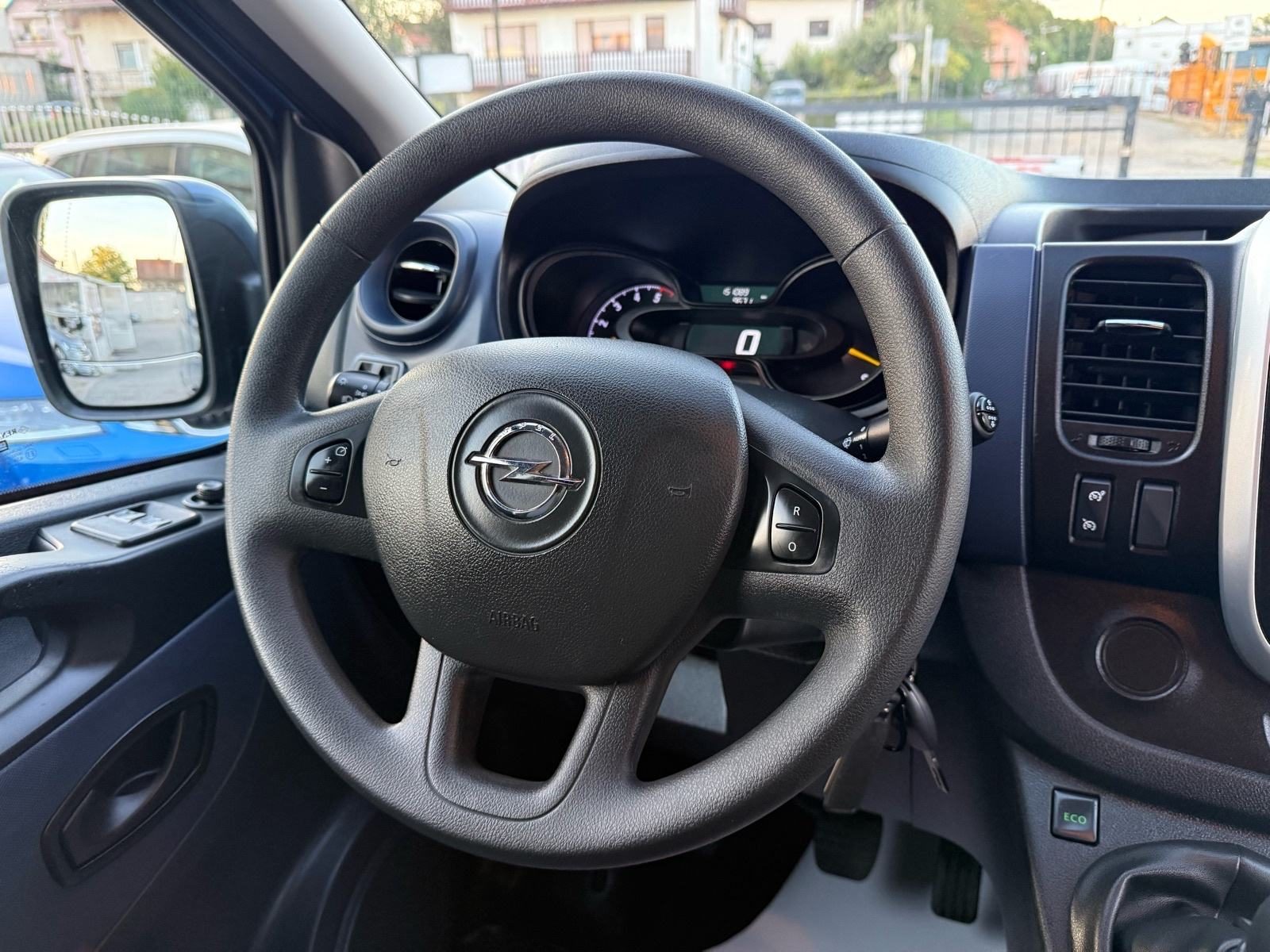 2015 Opel Vivaro — fotografija 11